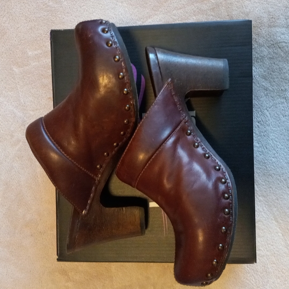 Dansko Rae clog heels - Picture 4 of 8